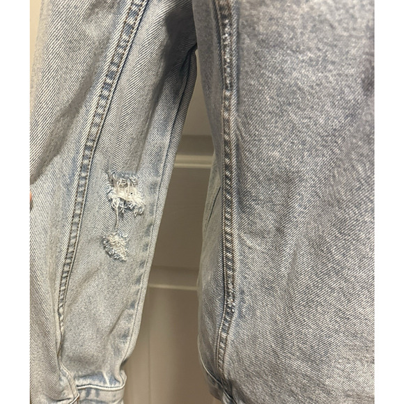 Abercrombie & Fitch Women Distressed Denim Jacket Size M Light Wash 100% Cotton - Picture 7 of 16